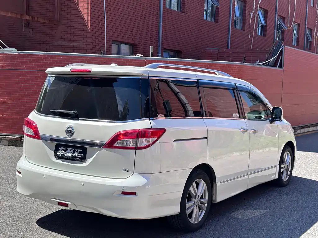 Nissan Quest — миниатюра 20