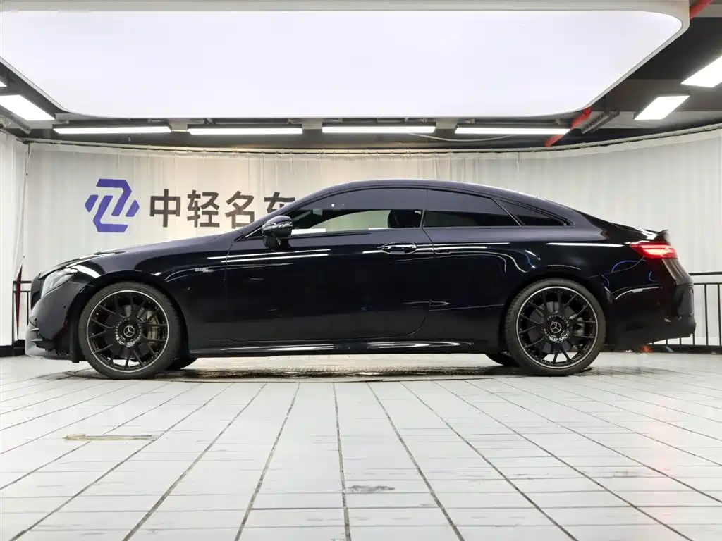 MERCEDES-BENZ E CLASS AMG