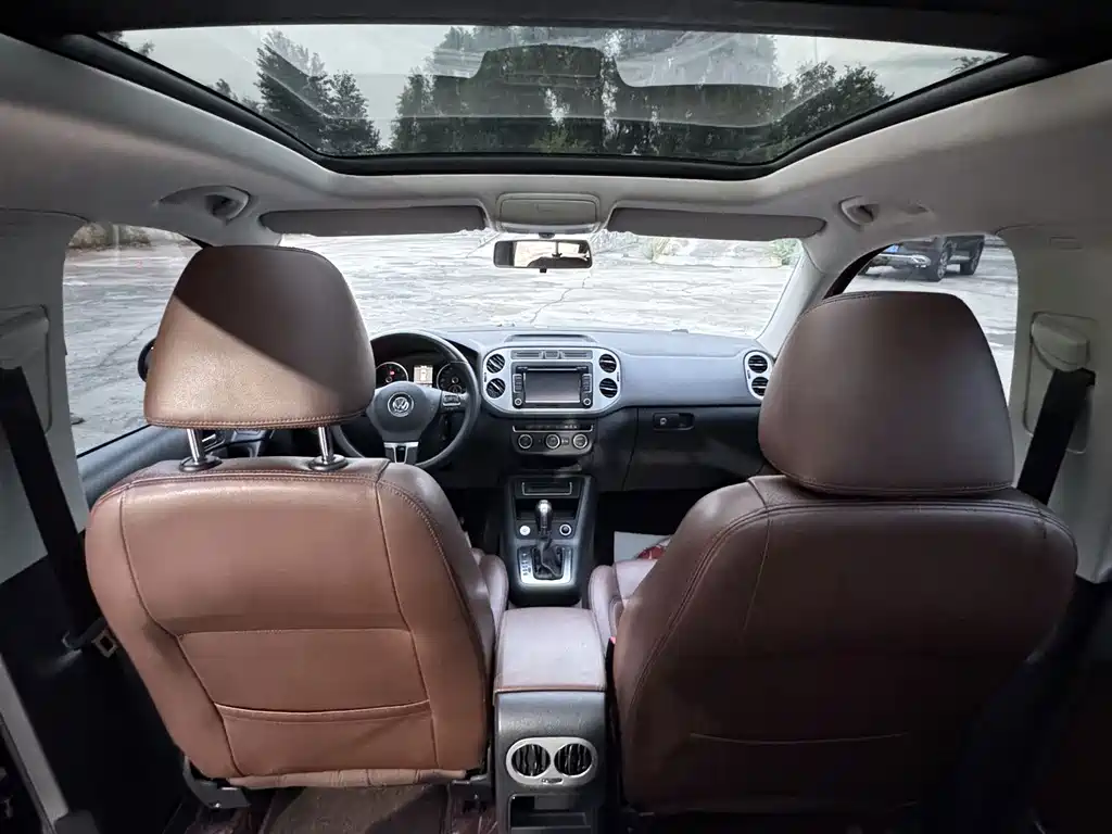 Volkswagen Tiguan — миниатюра 9