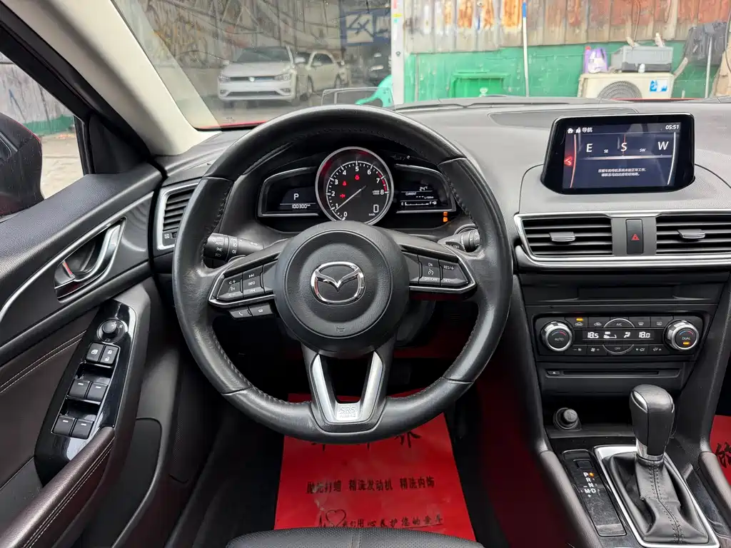 Mazda 3 Axela — миниатюра 11