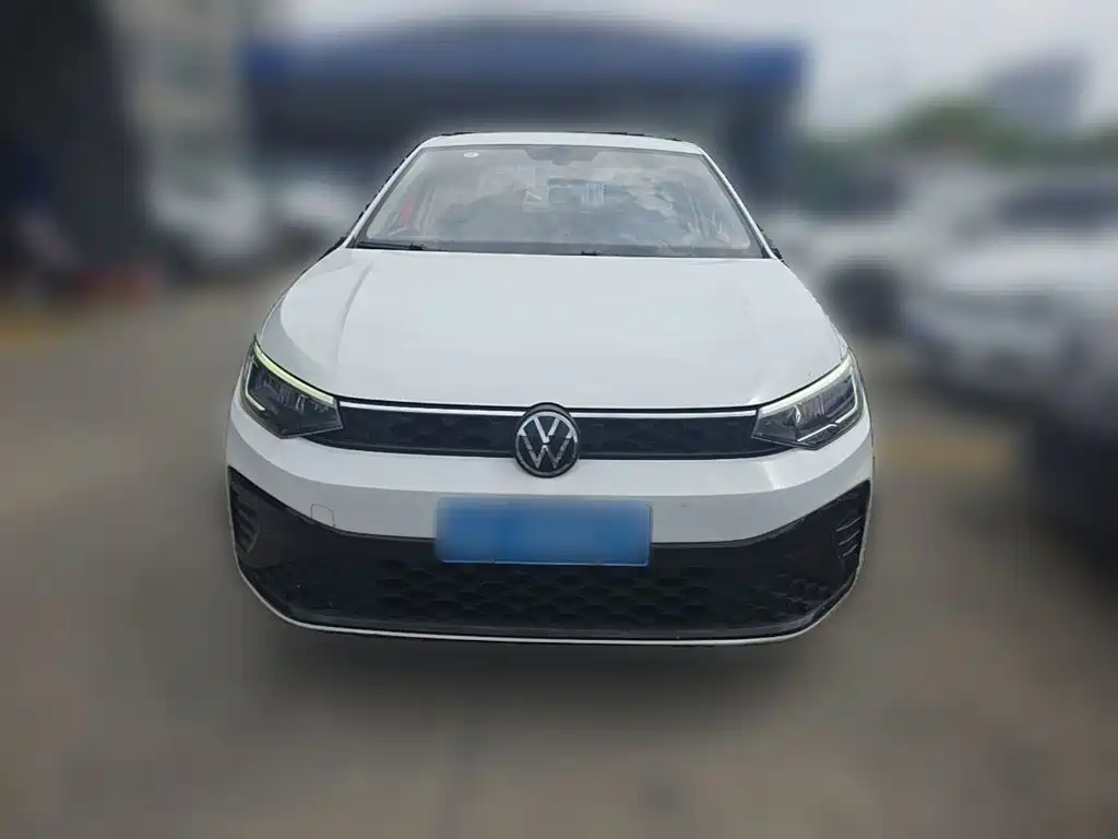 Volkswagen Lavida — миниатюра 5