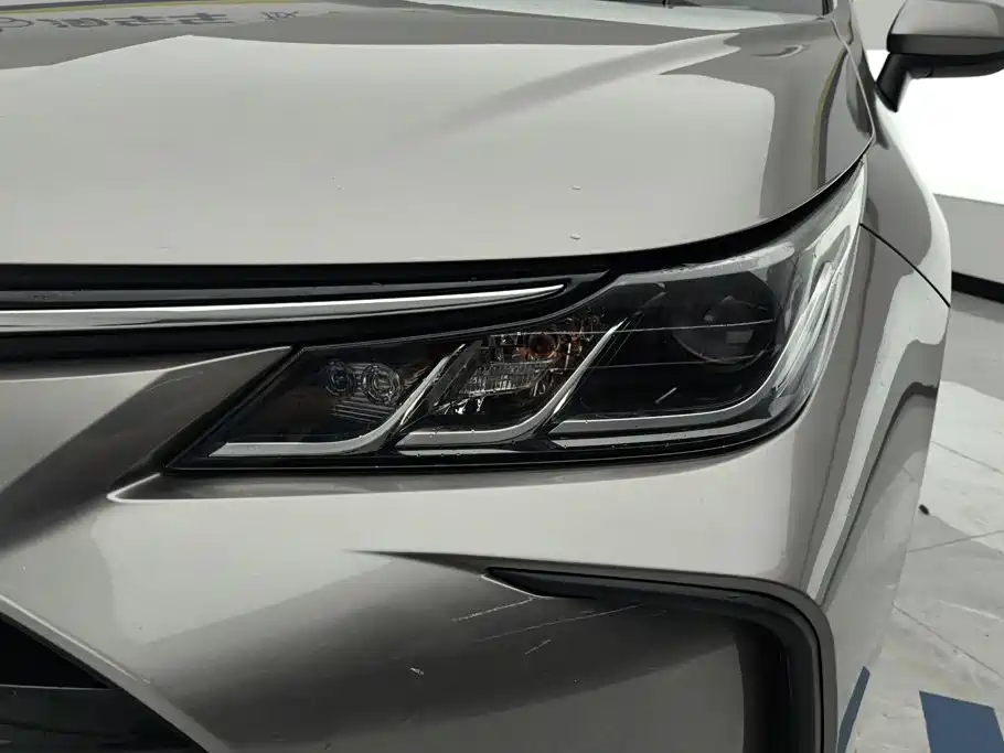 Toyota Corolla — миниатюра 5