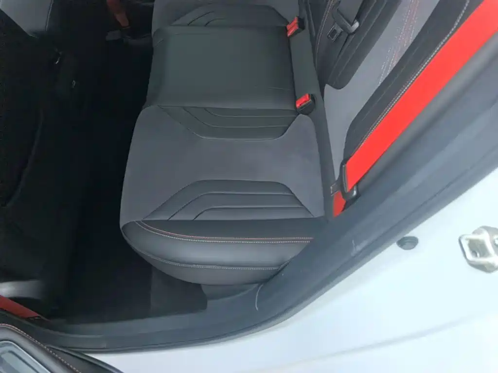 Geely Binrui — миниатюра 17