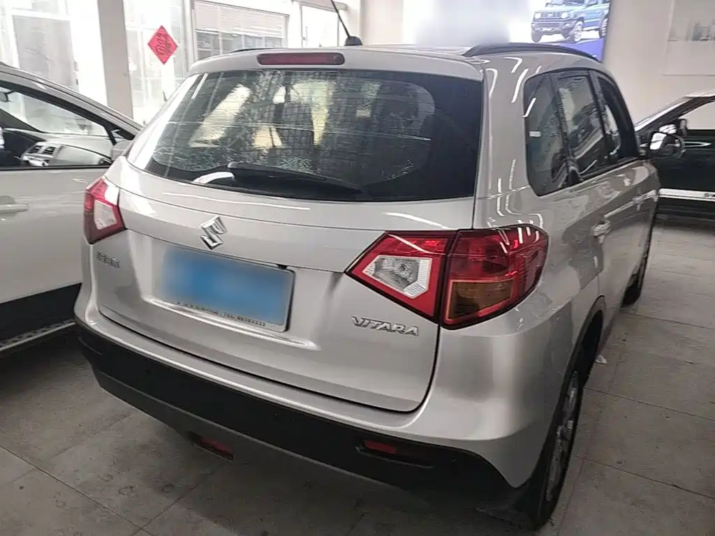 Suzuki Vitara — миниатюра 7