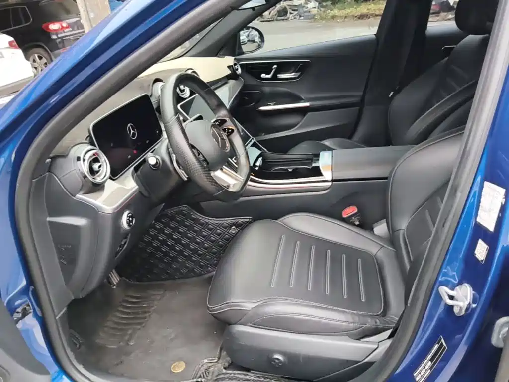 Mercedes-Benz C-Class — миниатюра 15