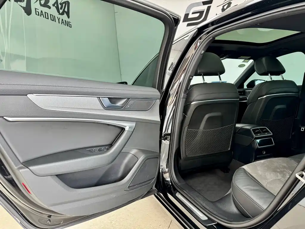 Audi A6L — миниатюра 9