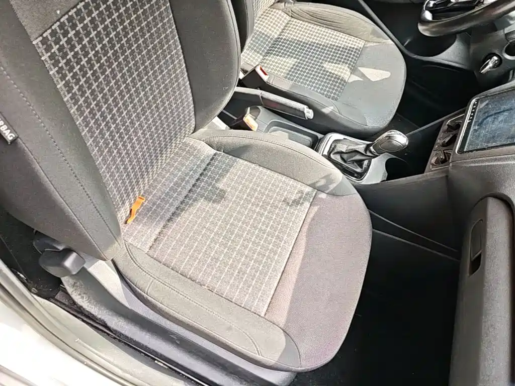 Volkswagen Polo — миниатюра 25