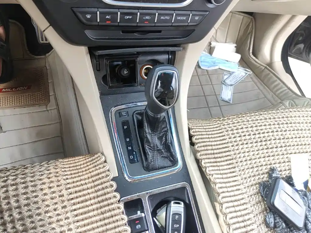 Geely Emgrand — миниатюра 14