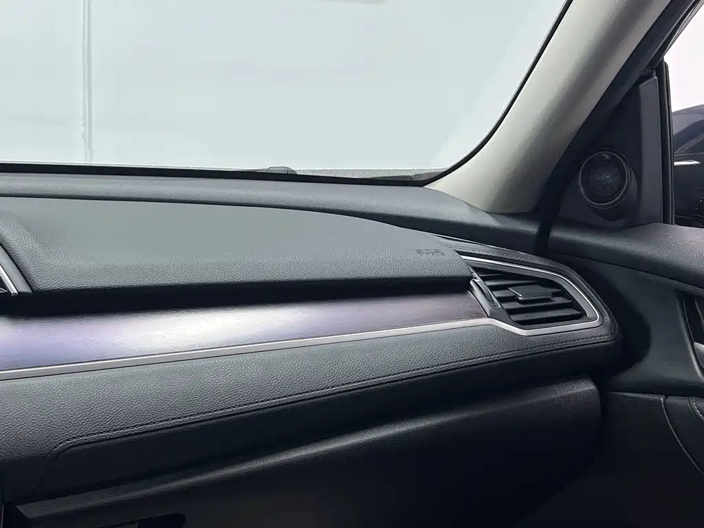 Honda Civic — миниатюра 22
