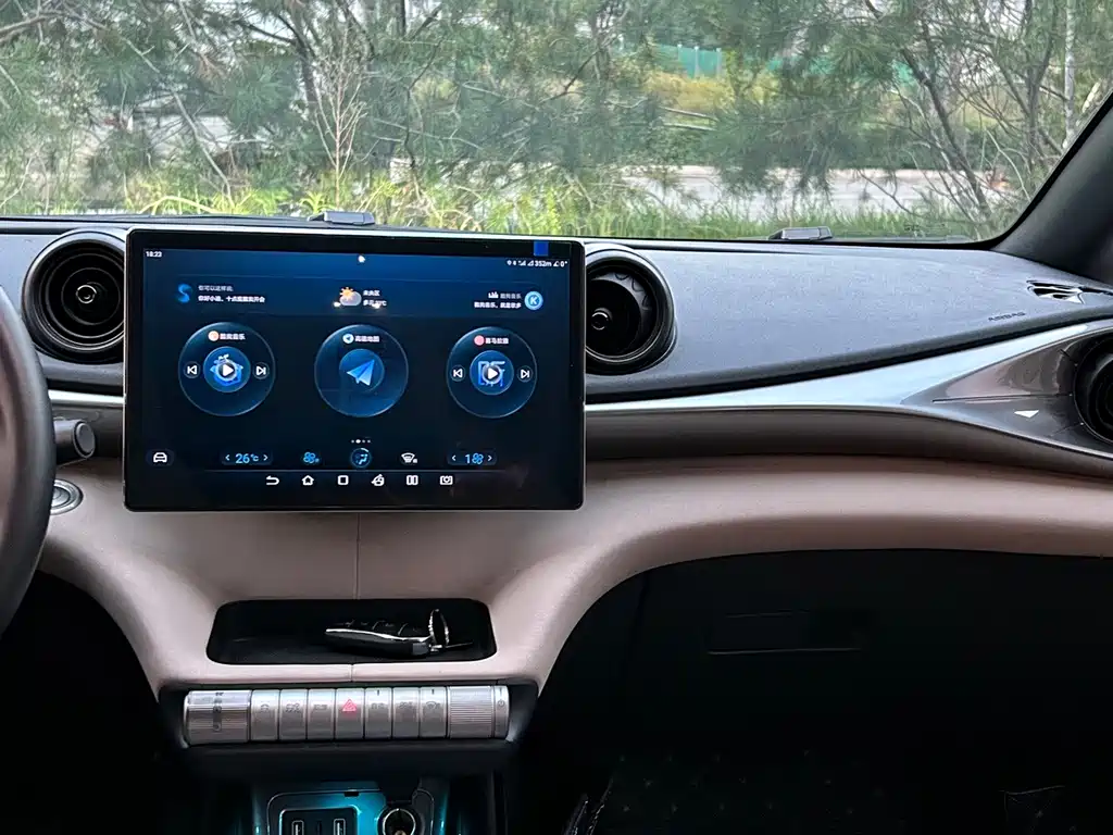 BYD Dolphin — миниатюра 15