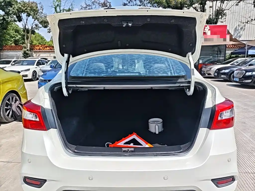 Nissan Sylphy — миниатюра 15