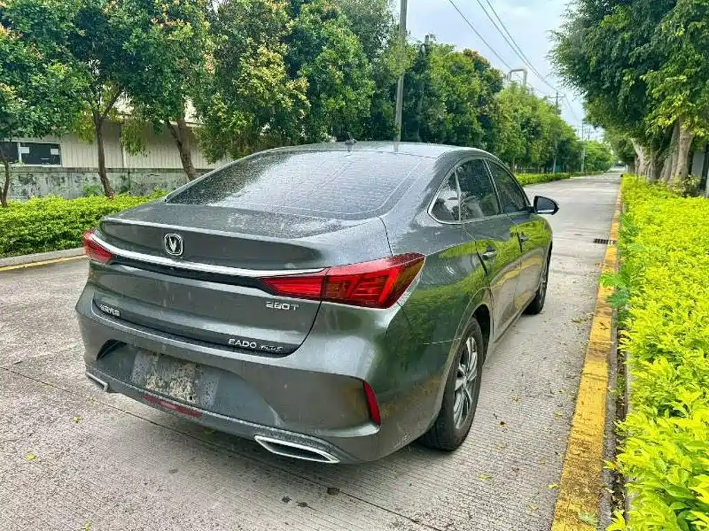 Changan Eado — миниатюра 6