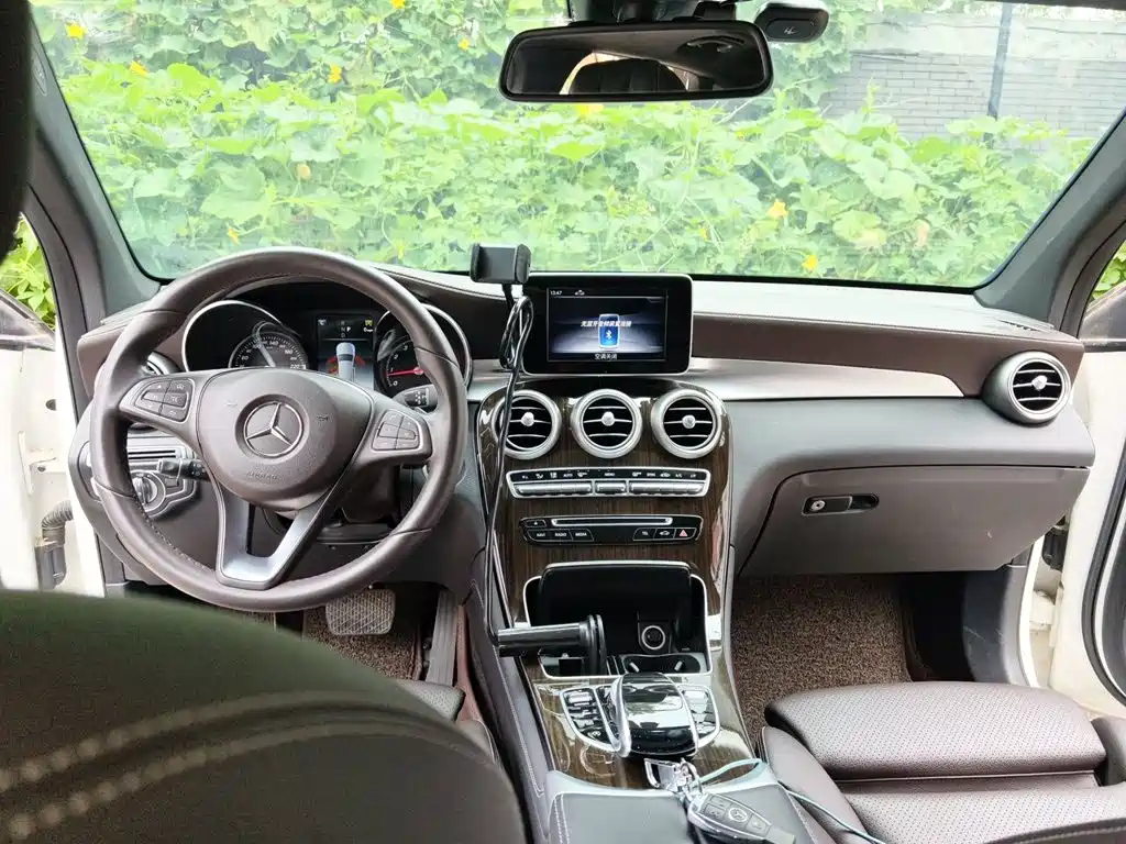 Mercedes-Benz GLC — миниатюра 5