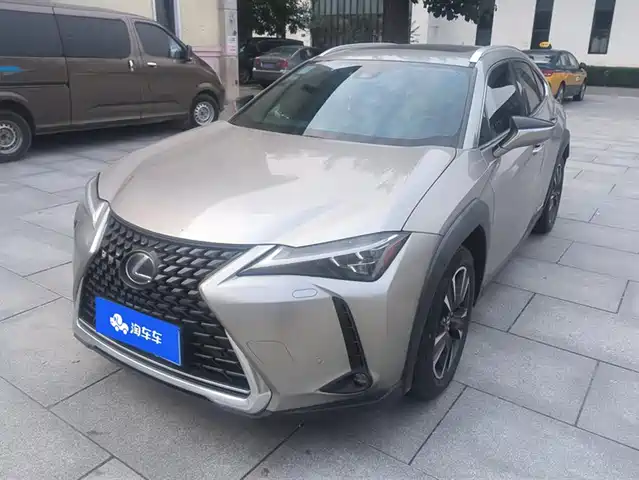 LEXUS  UX 2019