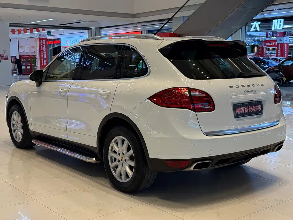 Porsche Cayenne — миниатюра 19