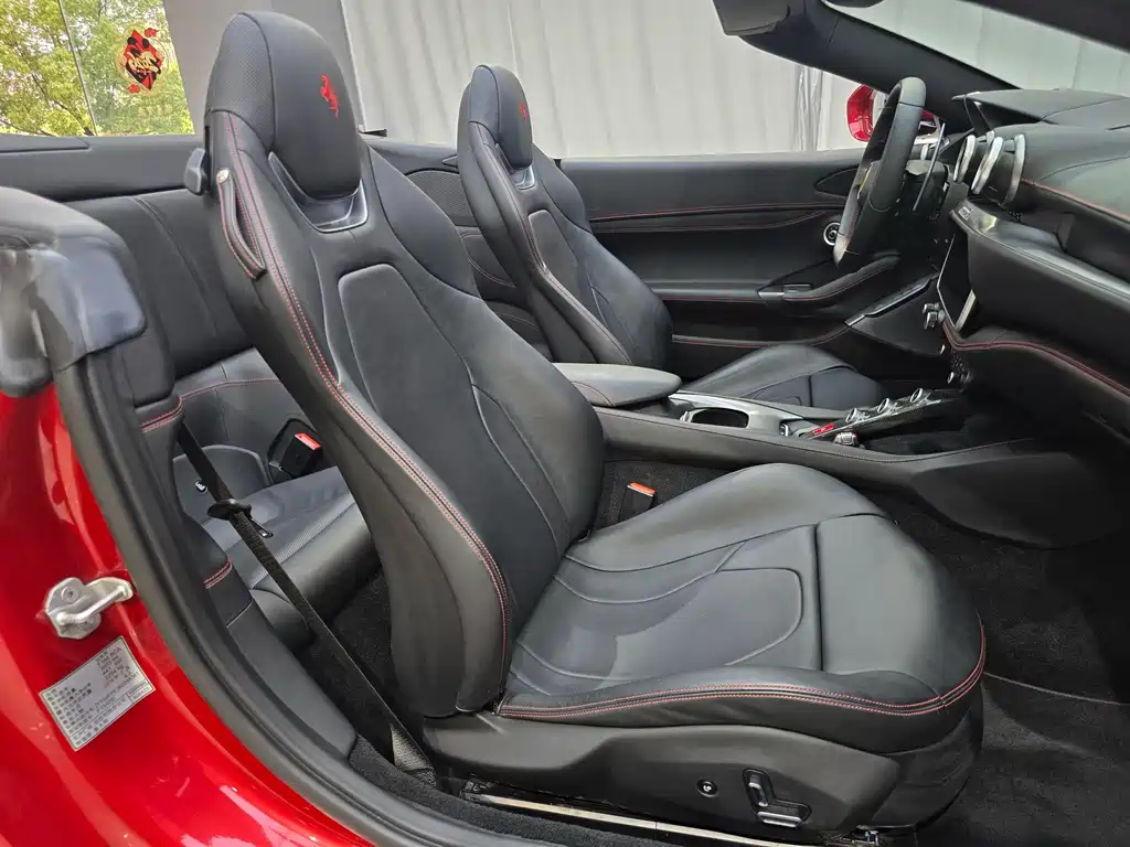Ferrari Portofino — миниатюра 12