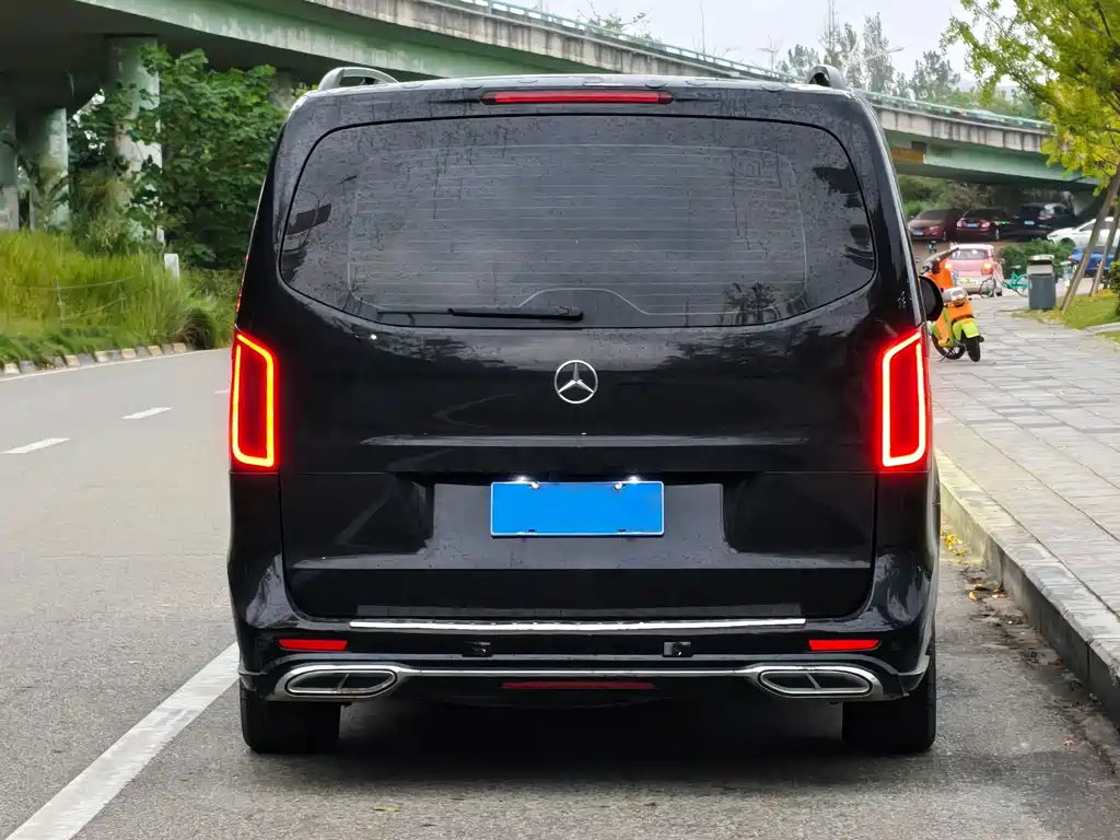 Mercedes-Benz Vito — миниатюра 6
