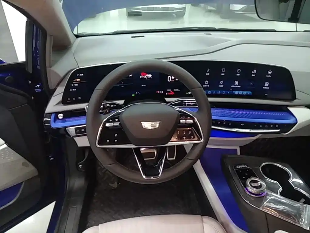 Cadillac IQ — миниатюра 11