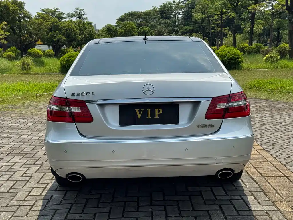 Mercedes-Benz E-Class — миниатюра 19