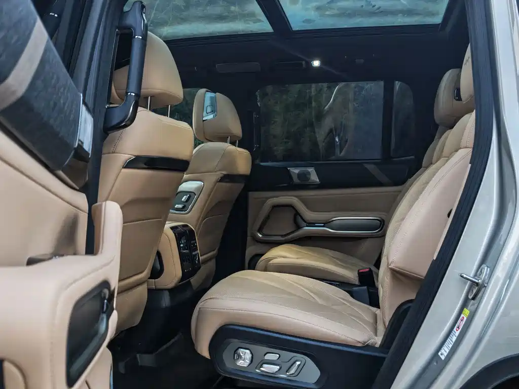 Fang Cheng Bao Leopard 8 — миниатюра 9