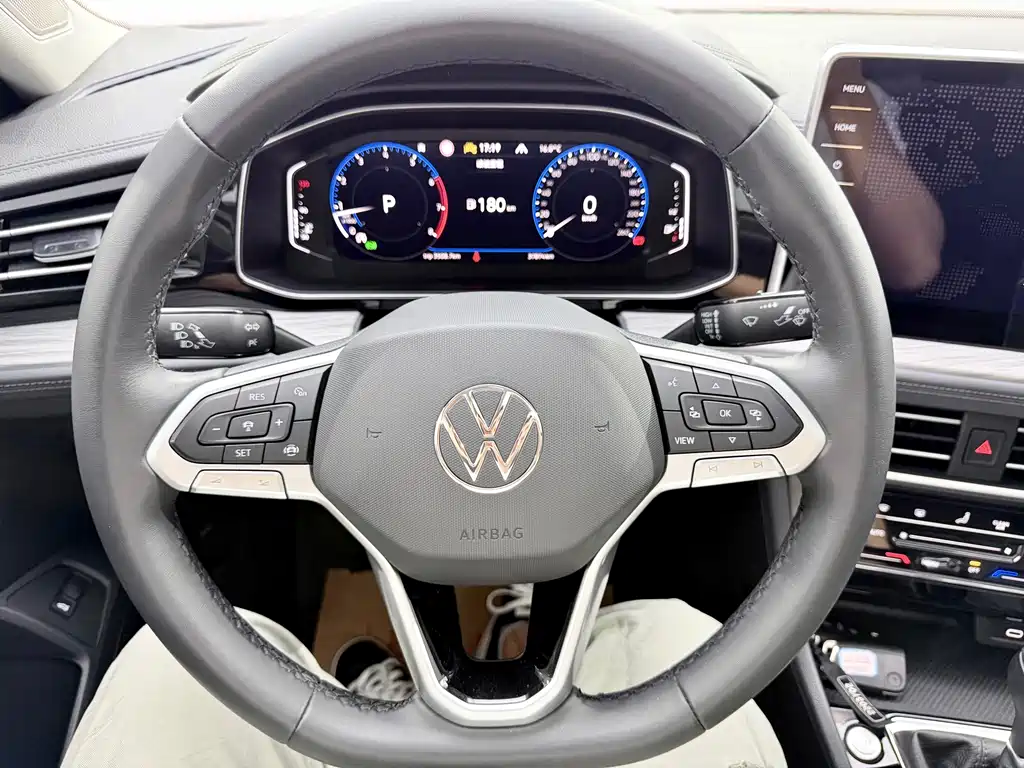 Volkswagen Sagitar — миниатюра 11