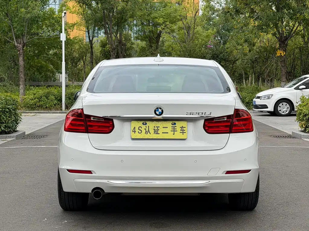 BMW 3 Series — миниатюра 24