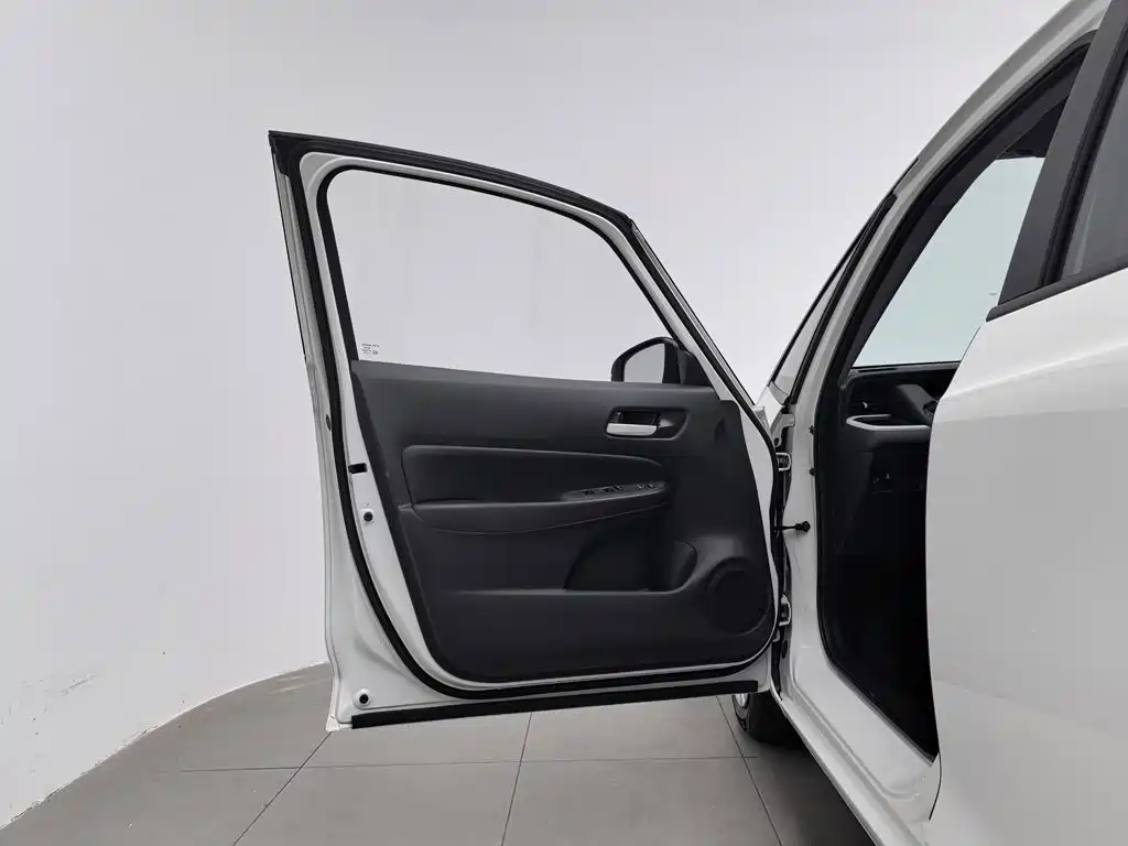 Honda Fit — миниатюра 8