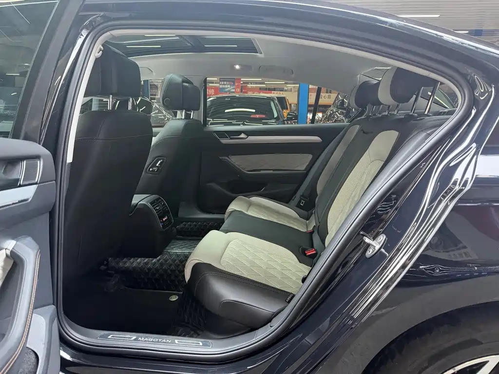 Volkswagen Magotan — миниатюра 8