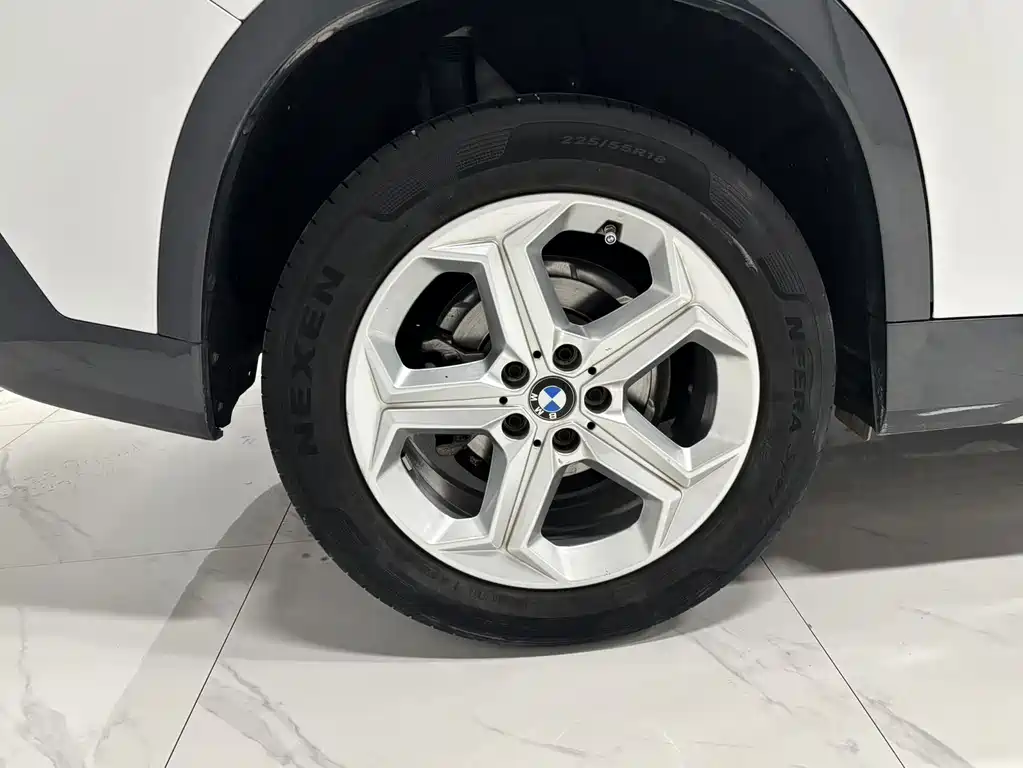 BMW X1 — миниатюра 14