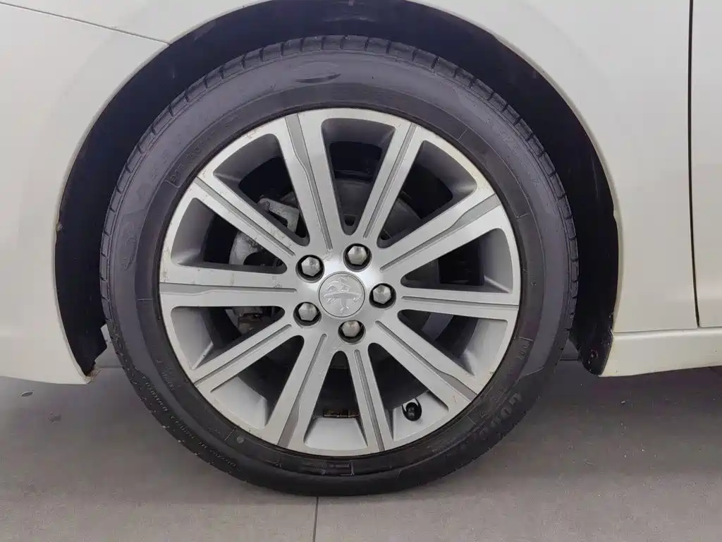 Peugeot 408 — миниатюра 17