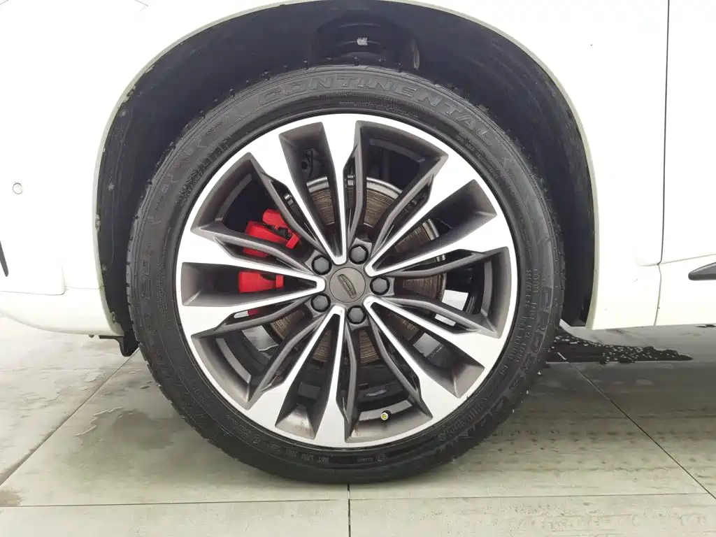 Geely Xingyue — миниатюра 17