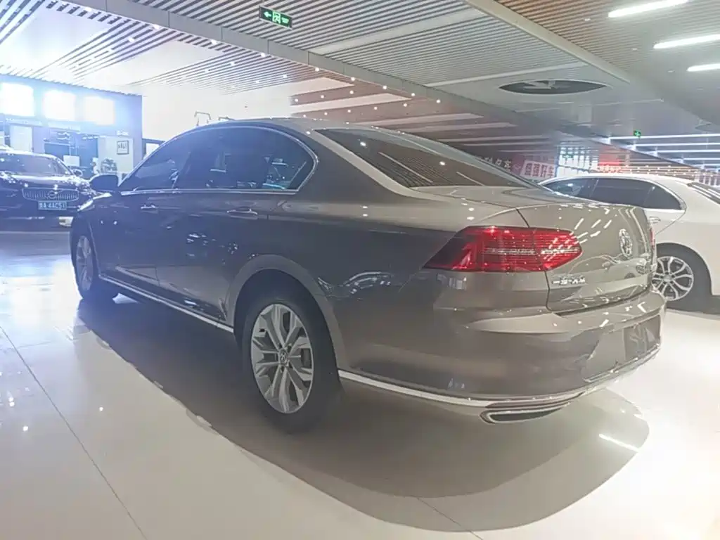 Volkswagen Magotan — миниатюра 5