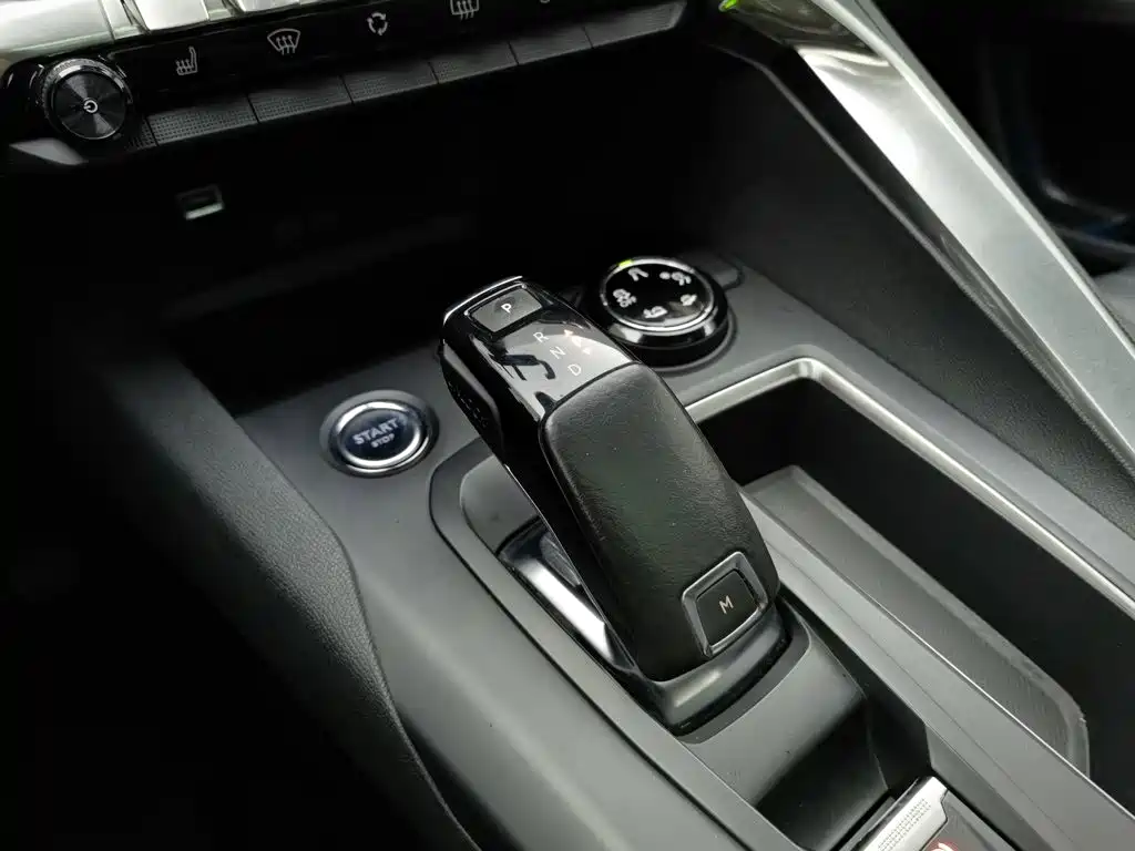 Peugeot 4008 — миниатюра 13