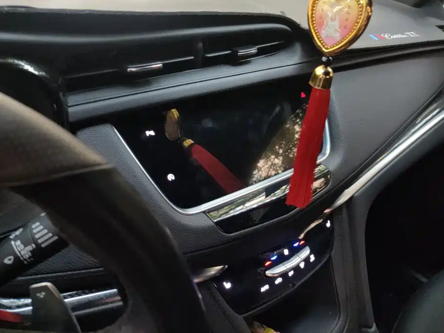 Cadillac XT5 — миниатюра 13