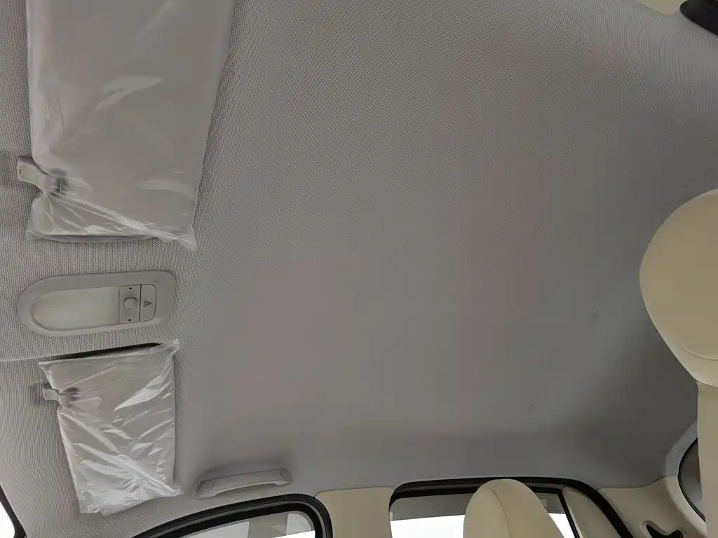Wuling MINIEV — миниатюра 14