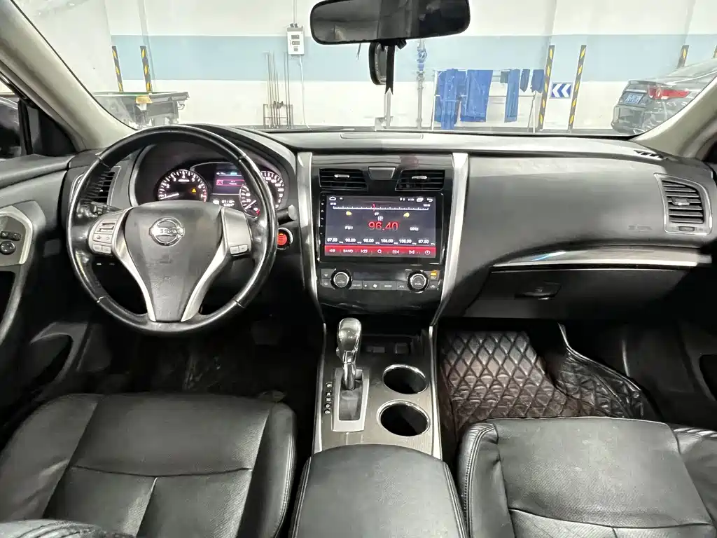 Nissan Teana — миниатюра 6
