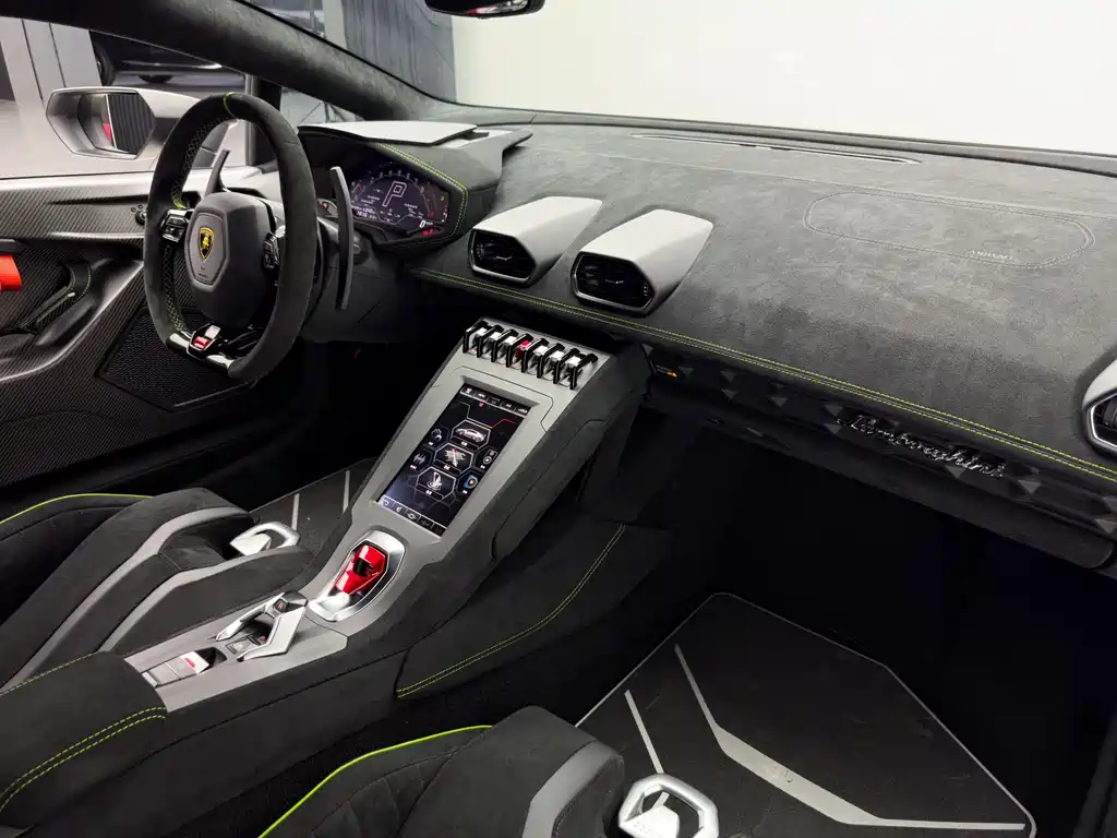 Lamborghini Huracán — фотографии объявления, Фото 18