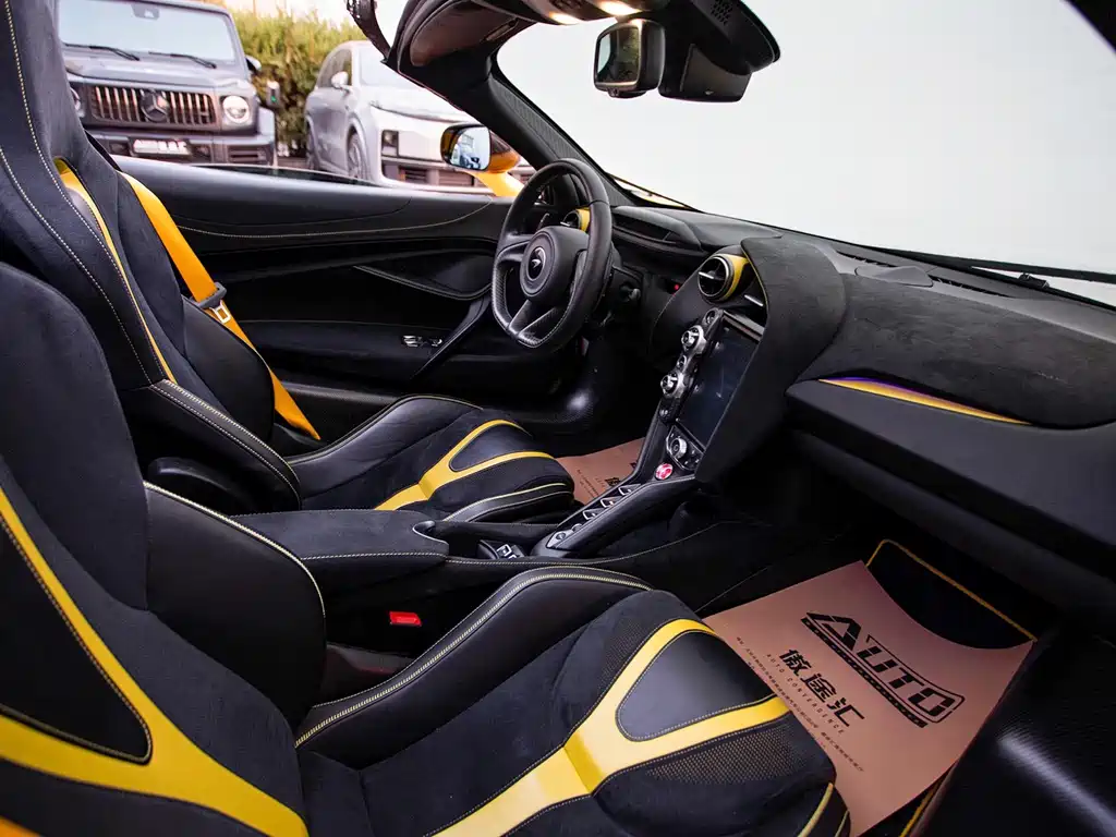 McLaren 720S — миниатюра 9
