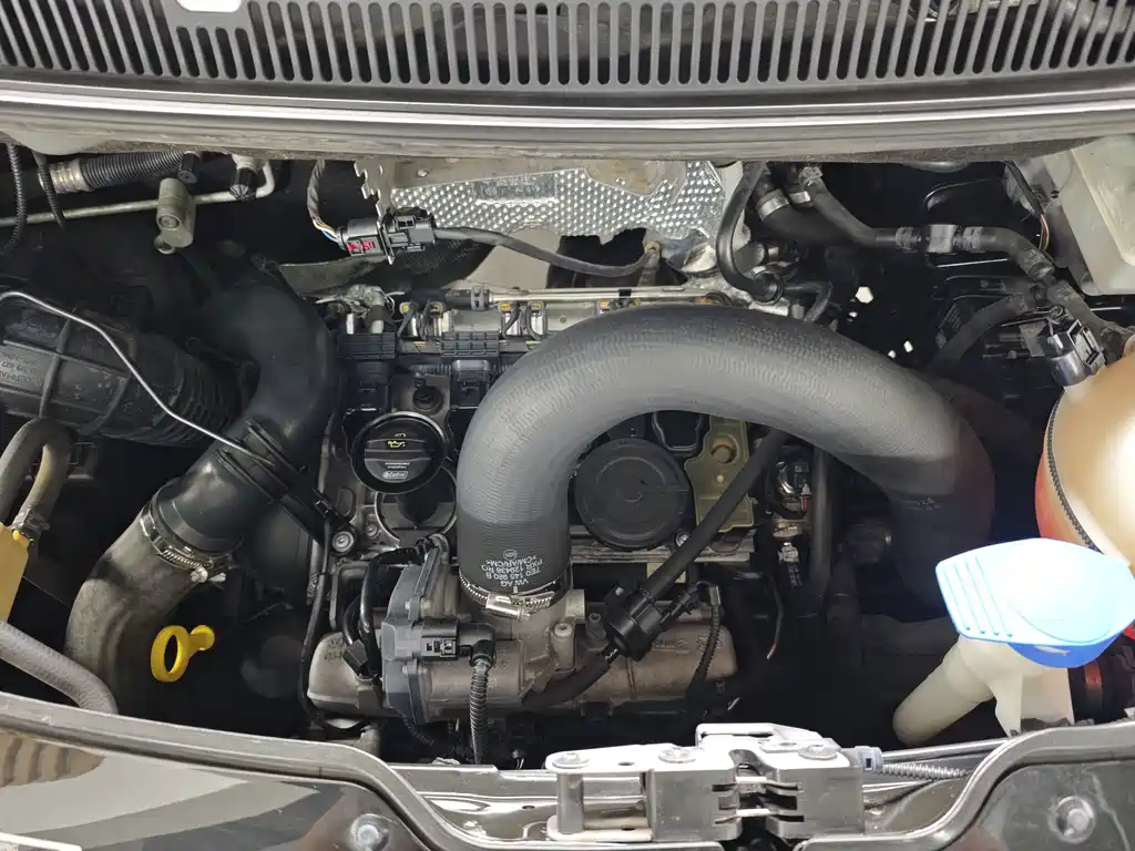Volkswagen Multivan — миниатюра 17