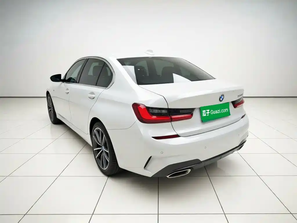 BMW 3 Series — миниатюра 4