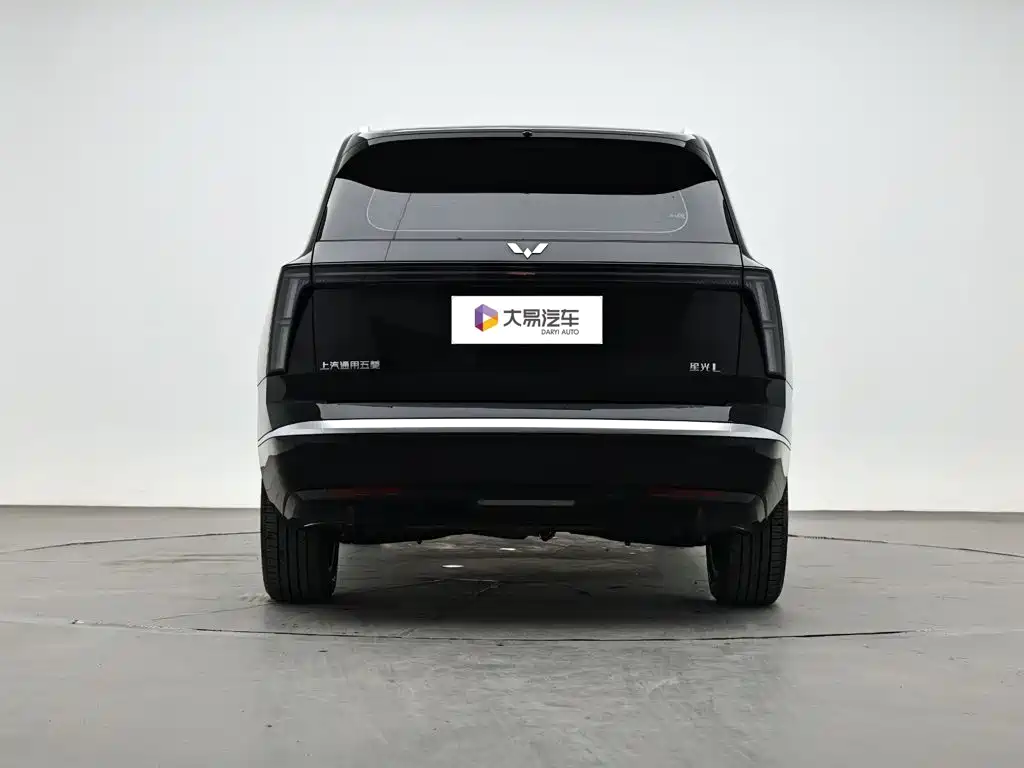 Wuling Xingguang L — миниатюра 4