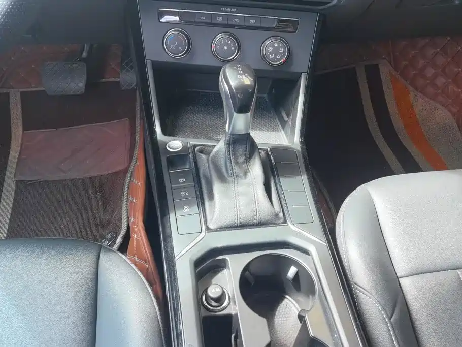 Volkswagen Passat — миниатюра 15