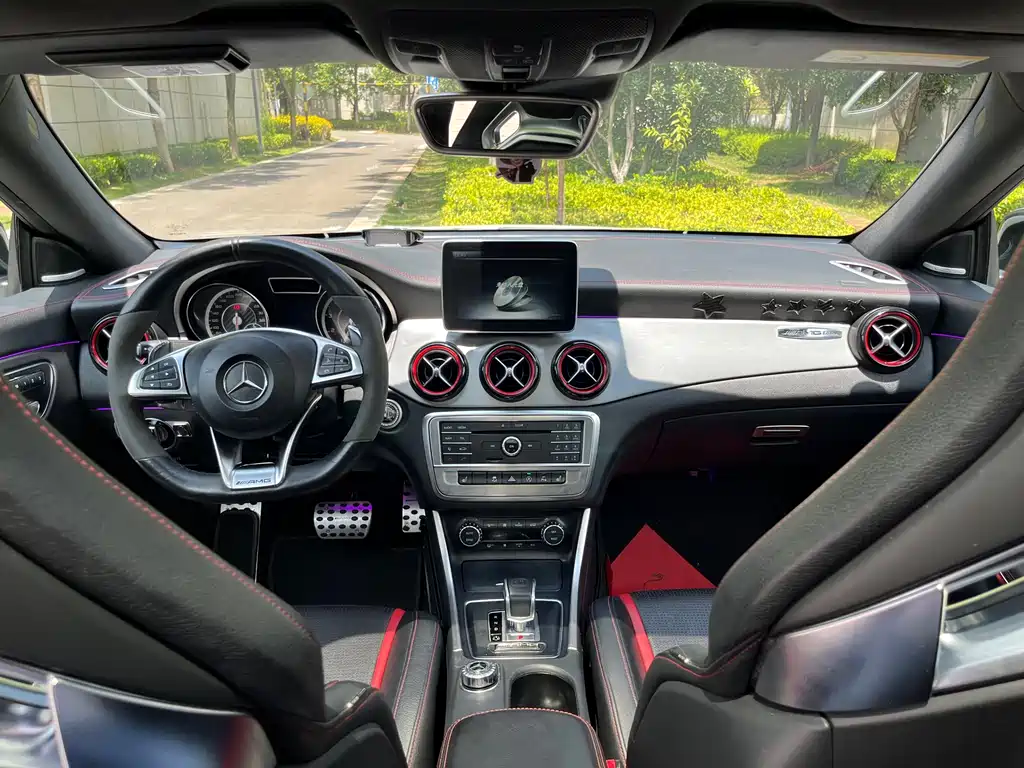 Mercedes-Benz CLA AMG — миниатюра 6