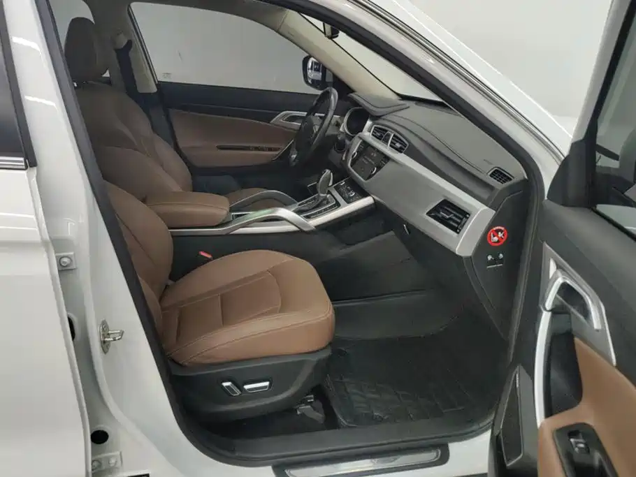 Geely Boyue — миниатюра 8