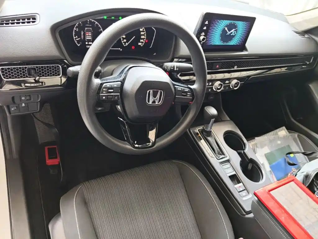 Honda Civic — миниатюра 10