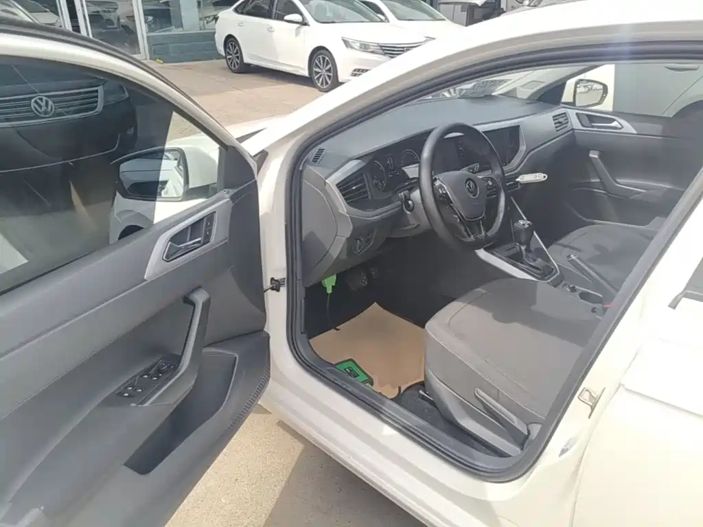 Volkswagen Polo — миниатюра 16