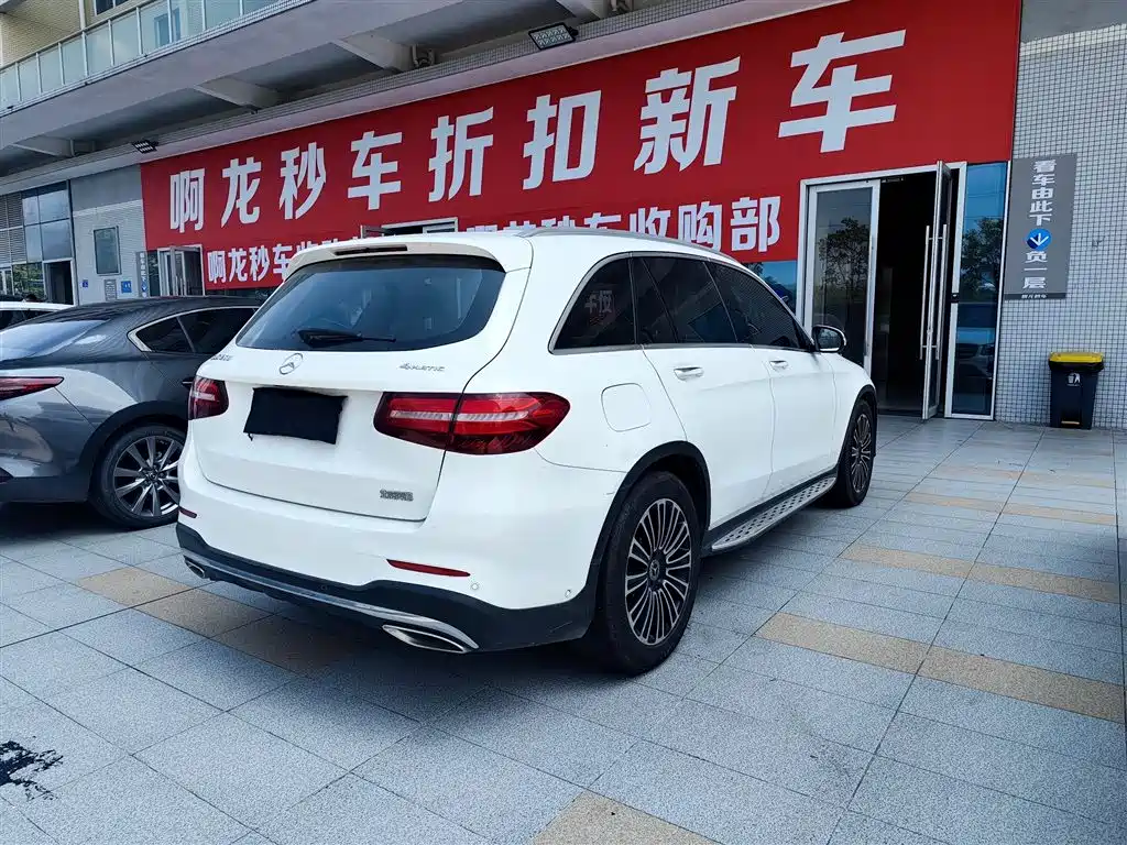 Mercedes-Benz GLC — миниатюра 9