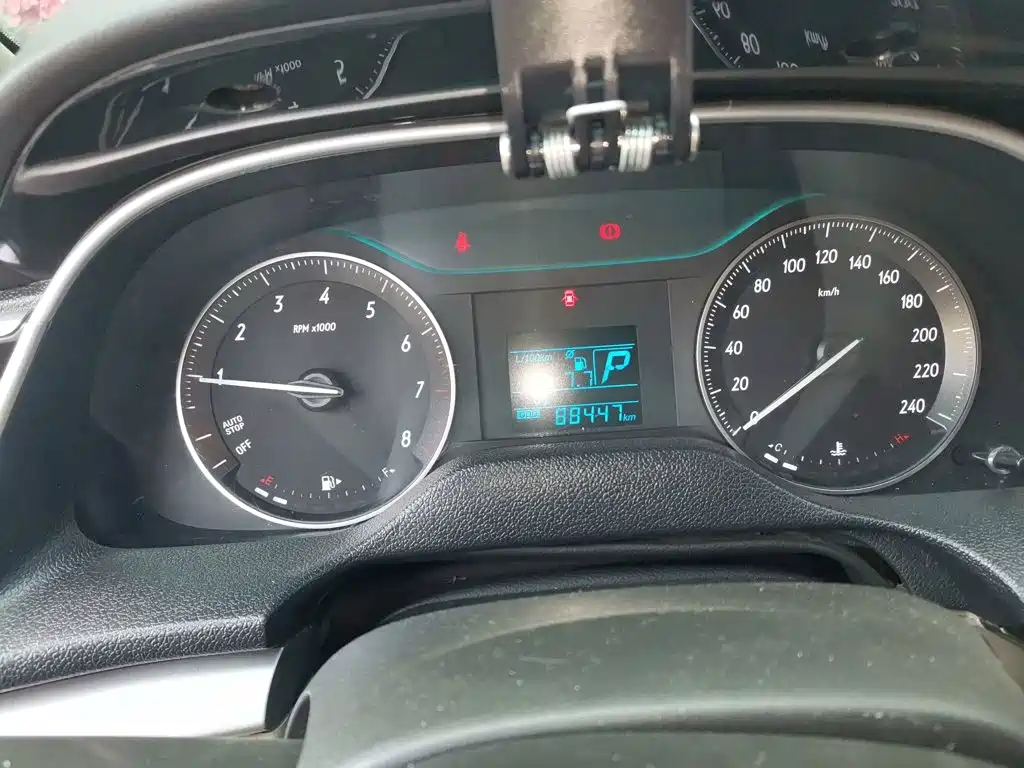 Buick Excelle — миниатюра 12