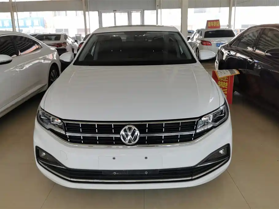 Volkswagen Bora 2020 1.5L AT Comfort