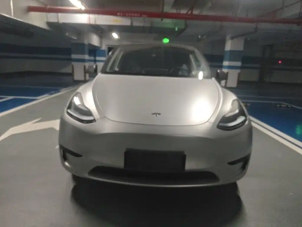 Tesla Model Y 2022 — фото 2